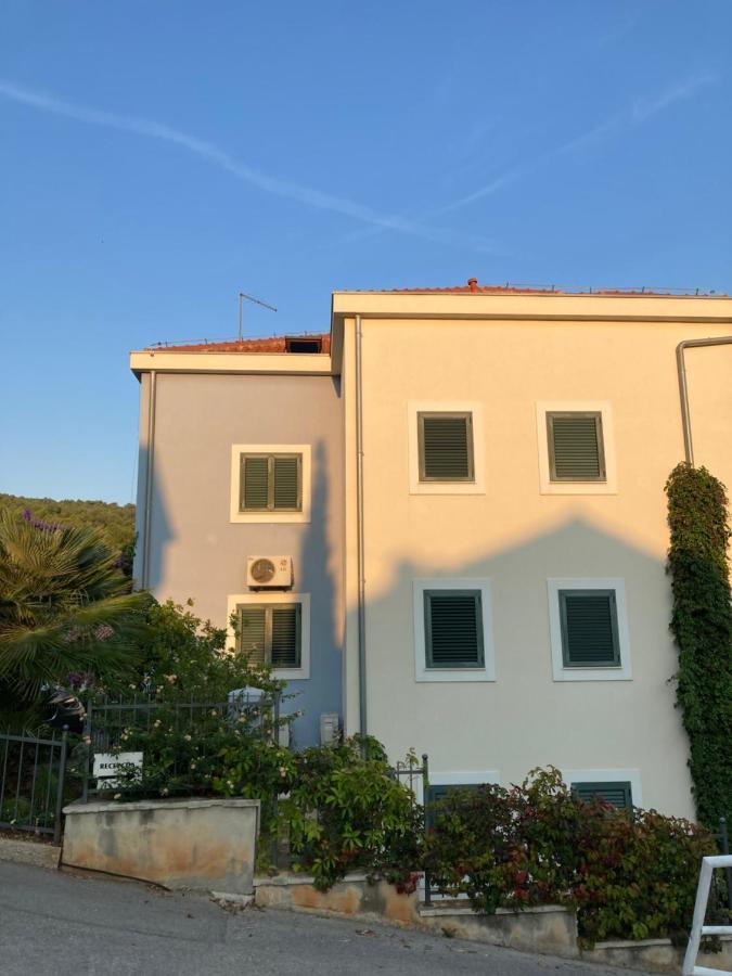 Trogir, Villa Salena, Residenz Ciovo Pearl, Slatine, Island Ciovo, Split Dış mekan fotoğraf